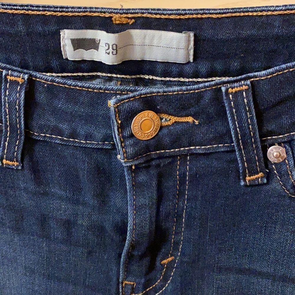 Levi’s 29 Jeans - Picture 4 of 8